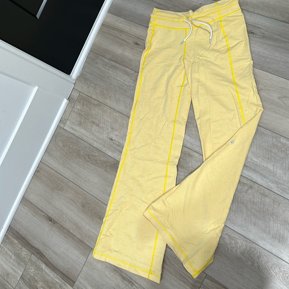 Lululemon sweatpants